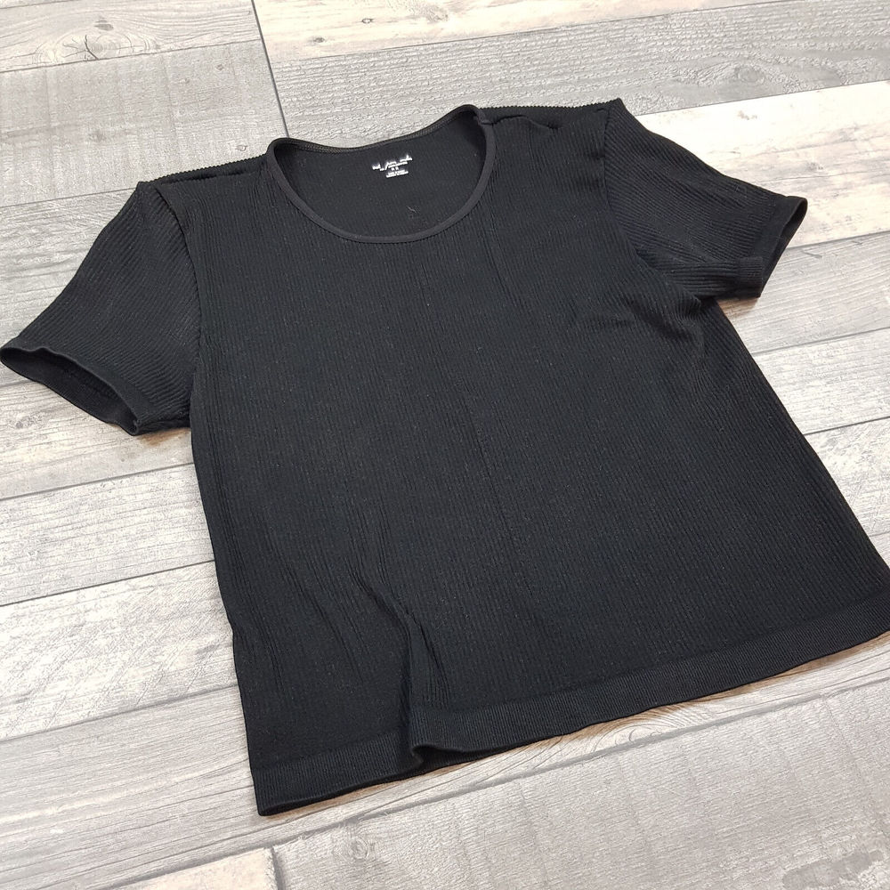 Urban Outfitters Crew Neck Tee T Shirt Medium UK 12 Black Ribbed Basics Stretch - Picture 3 of 8